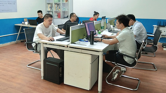 聯(lián)系漢群精密
